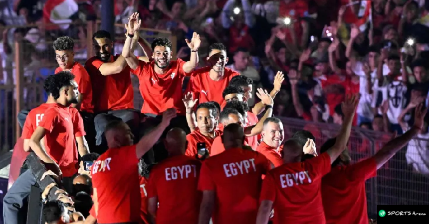 Egyptian team greeted with a grand reception at home